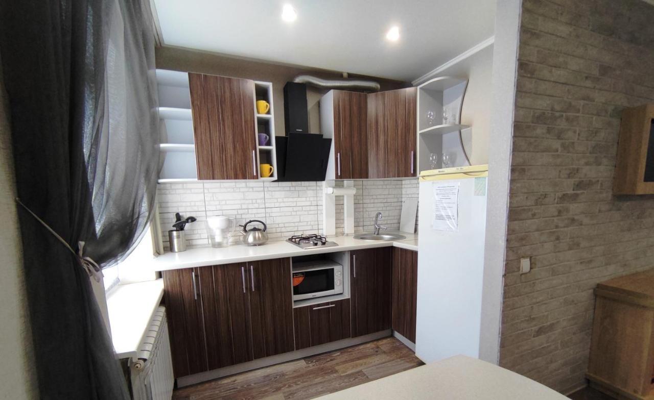 Люкс В Центре Металлургов 31 Kr Apartments Krivoy Rog Bagian luar foto